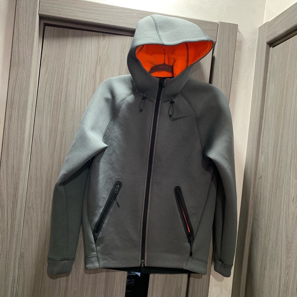 Nike dry fit hoodie